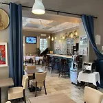 The Originals Boutique, Le Grand Moliere,