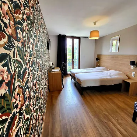 Le Grand Moliere 3* Пезенас