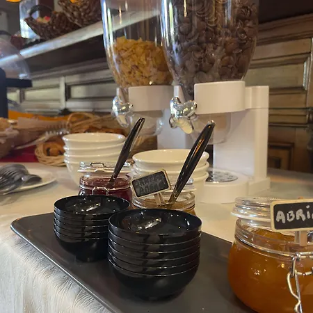 The Originals Boutique, Le Grand Moliere, Szálloda Pézenas
