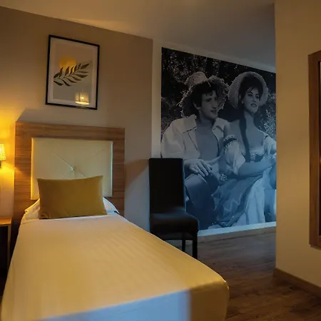 Hotel The Originals Boutique, Le Grand Moliere, Pezenas