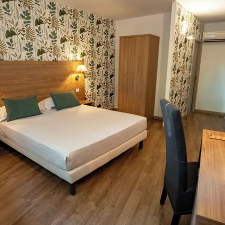 The Originals Boutique, Le Grand Moliere, Hotel
