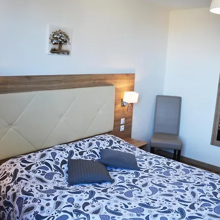 Le Grand Moliere Hotel