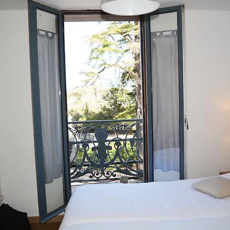 Le Grand Moliere 3* Пезенас