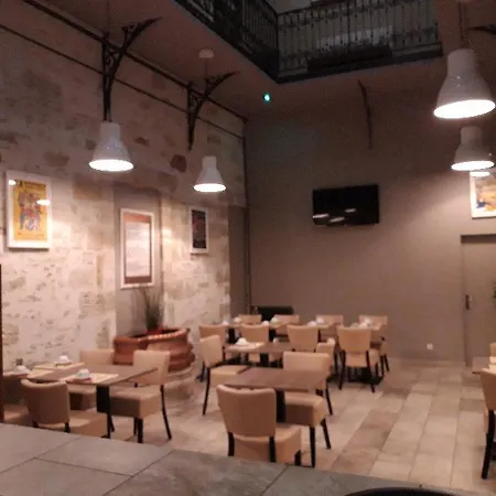Отель Le Grand Moliere 3*